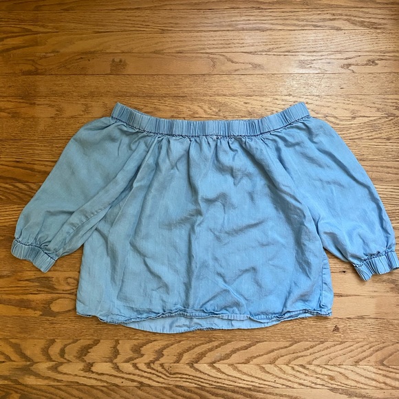 Mendocino Tops - Off the shoulder top